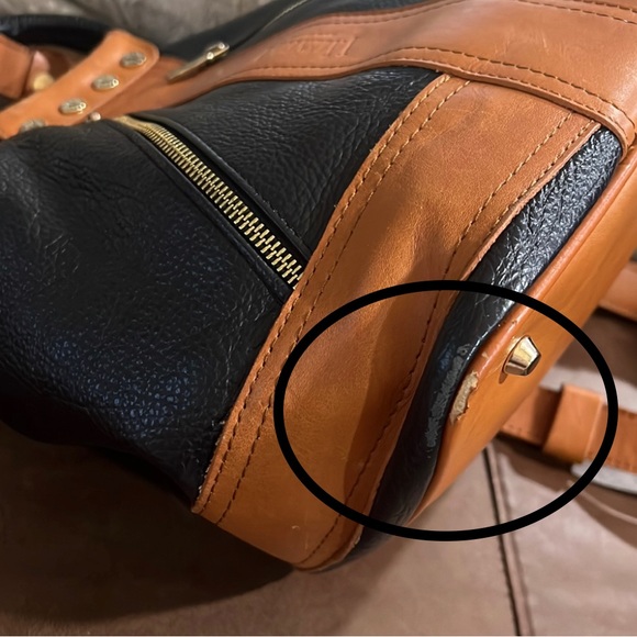 VALENTINA Made in ITALY LEATHER CONVERTIBLE BACKPACK - Picture 15 of 16